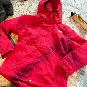 Women’s north face like new coat!